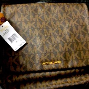 Mk crossbody messenger bag wt